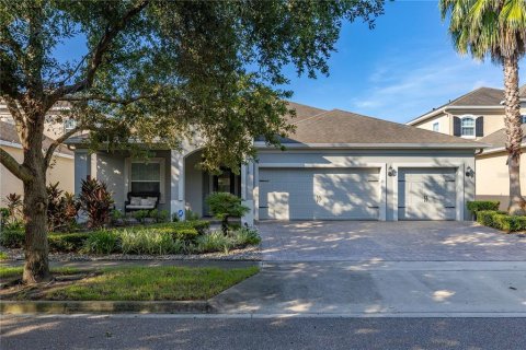 House in Winter Garden, Florida 4 bedrooms, 258.27 sq.m. № 1875850 - photo 9