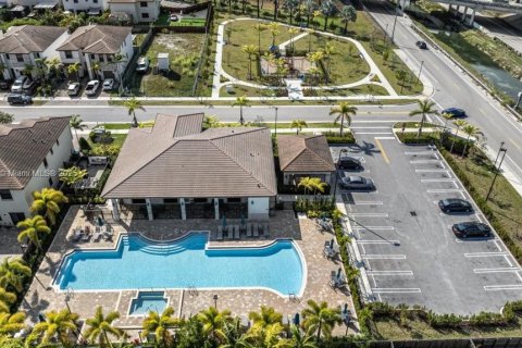 Townhouse in Homestead, Florida 3 bedrooms, 140.65 sq.m. № 1501960 - photo 21
