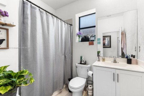 Townhouse in Homestead, Florida 3 bedrooms, 140.65 sq.m. № 1501960 - photo 17