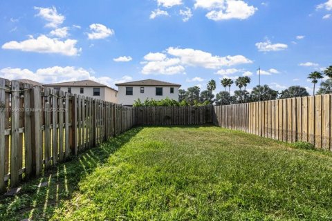 Townhouse in Homestead, Florida 3 bedrooms, 140.65 sq.m. № 1501960 - photo 11