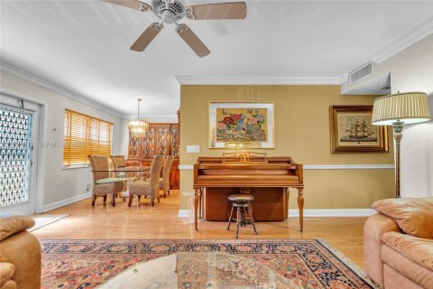 Copropriété à vendre à Deerfield Beach, Floride: 2 chambres, 91.32 m2 № 2082724 - photo 15