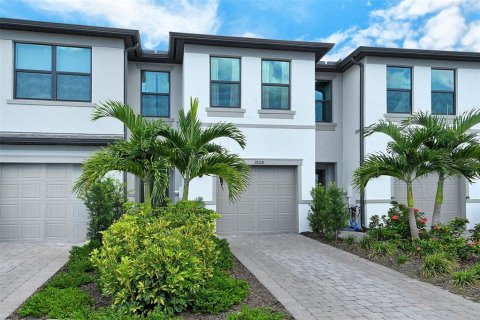 Adosado en venta en Sarasota, Florida, 3 dormitorios, 153.1 m2 № 1899193 - foto 1