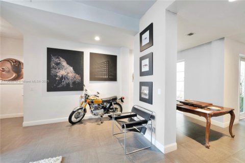 Touwnhouse à vendre à Miami Beach, Floride: 5 chambres, 347.55 m2 № 1966298 - photo 11