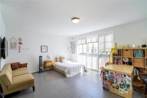 Touwnhouse à vendre à Miami Beach, Floride: 5 chambres, 347.55 m2 № 1966298 - photo 20