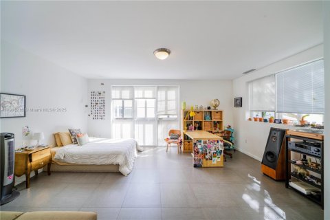 Touwnhouse à vendre à Miami Beach, Floride: 5 chambres, 347.55 m2 № 1966298 - photo 19