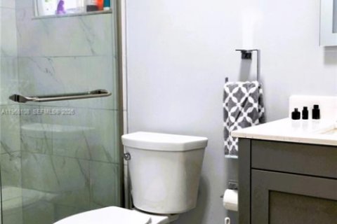 Villa ou maison à vendre à Doral, Floride: 3 chambres, 189.43 m2 № 2030082 - photo 25