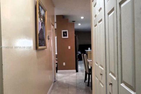 Villa ou maison à vendre à Doral, Floride: 3 chambres, 189.43 m2 № 2030082 - photo 22