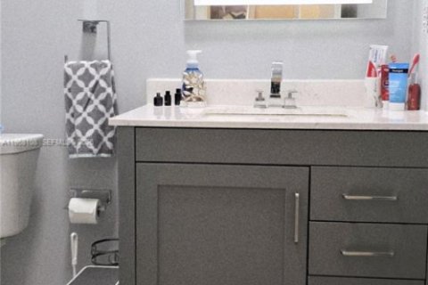 Villa ou maison à vendre à Doral, Floride: 3 chambres, 189.43 m2 № 2030082 - photo 23