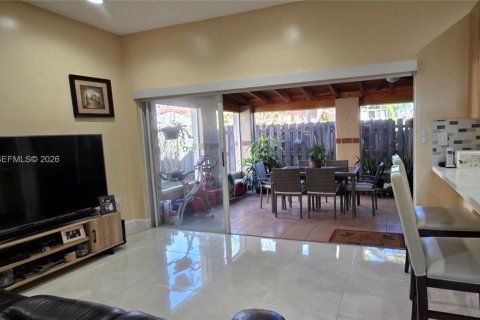 Villa ou maison à vendre à Doral, Floride: 3 chambres, 189.43 m2 № 2030082 - photo 15