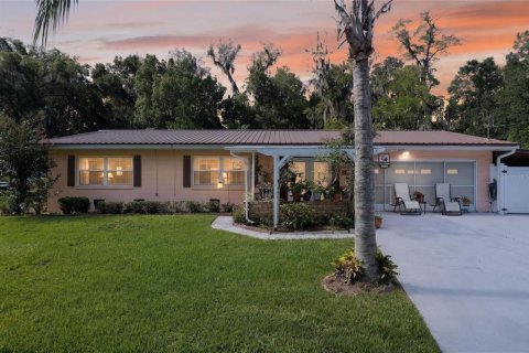 Casa en Ocala, Florida 2 dormitorios, 125.42 m2 № 2283531