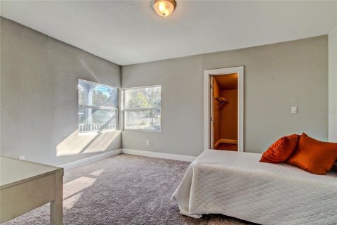 Casa en venta en Tampa, Florida, 4 dormitorios, 176.51 m2 № 1913119 - foto 26