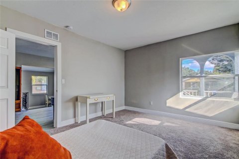 Casa en venta en Tampa, Florida, 4 dormitorios, 176.51 m2 № 1913119 - foto 25