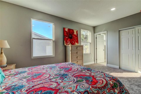 Casa en venta en Tampa, Florida, 4 dormitorios, 176.51 m2 № 1913119 - foto 21