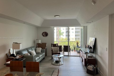 Condominio en venta en Doral, Florida, 3 dormitorios, 158.86 m2 № 1979331 - foto 5