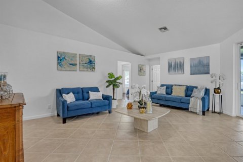 Villa ou maison à vendre à West Palm Beach, Floride: 5 chambres, 217.67 m2 № 2417970 - photo 5