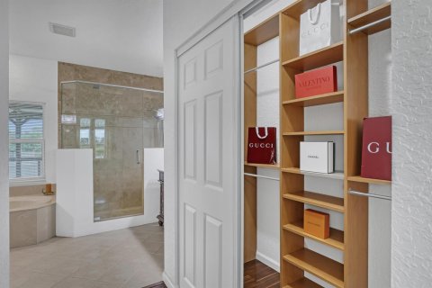 Villa ou maison à vendre à West Palm Beach, Floride: 5 chambres, 217.67 m2 № 2417970 - photo 21
