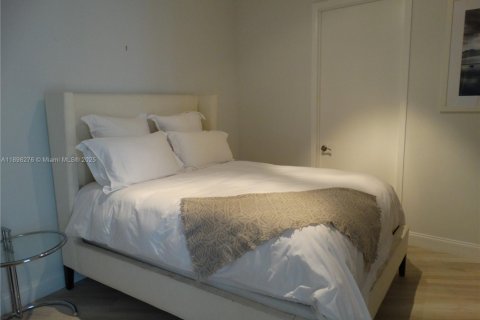 Снять в аренду кондоминиум в Санни-Айлс-Бич, Флорида 3 спальни, 195.65м2, № 2014735 - фото 17