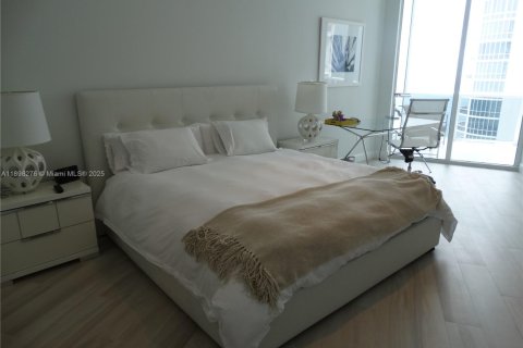 Снять в аренду кондоминиум в Санни-Айлс-Бич, Флорида 3 спальни, 195.65м2, № 2014735 - фото 9