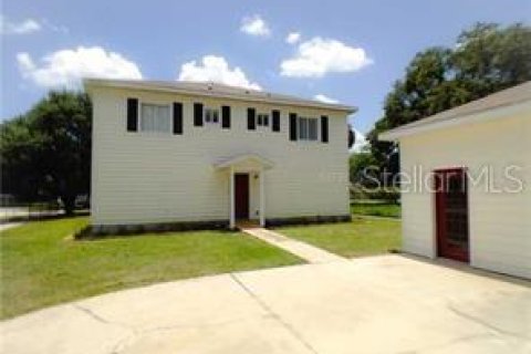 Propiedad comercial en venta en Kissimmee, Florida, 324.79 m2 № 2238127 - foto 4