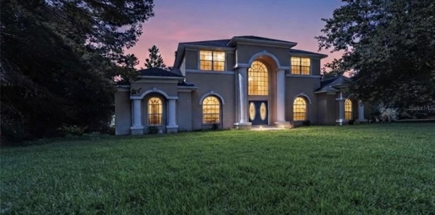 Villa ou maison à Hudson, Floride 5 chambres, 305.65 m2 № 2209519