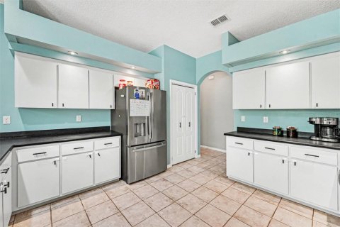 Villa ou maison à vendre à Hudson, Floride: 5 chambres, 305.65 m2 № 2209519 - photo 9