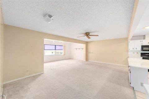 Casa en venta en Ocala, Florida, 2 dormitorios, 156.82 m2 № 1765970 - foto 12