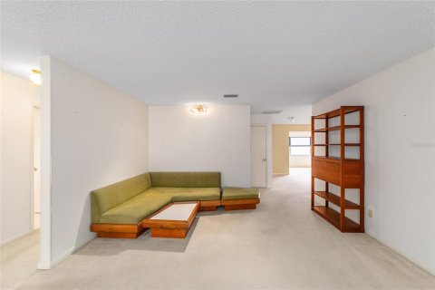 Casa en venta en Ocala, Florida, 2 dormitorios, 156.82 m2 № 1765970 - foto 10