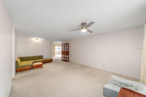 Casa en venta en Ocala, Florida, 2 dormitorios, 156.82 m2 № 1765970 - foto 8