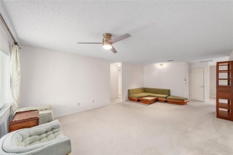 Casa en venta en Ocala, Florida, 2 dormitorios, 156.82 m2 № 1765970 - foto 7