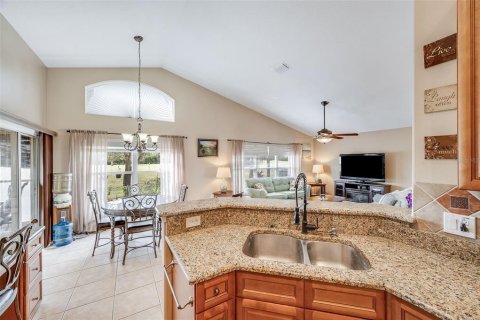 Villa ou maison à vendre à Rockledge, Floride: 3 chambres, 167.6 m2 № 2142480 - photo 16