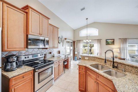 Villa ou maison à vendre à Rockledge, Floride: 3 chambres, 167.6 m2 № 2142480 - photo 12