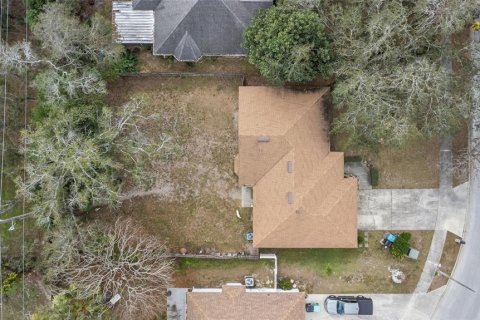 House in Orlando, Florida 3 bedrooms, 117.89 sq.m. № 1769587 - photo 30