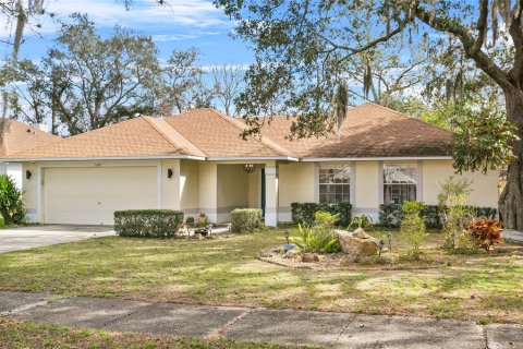 House in Orlando, Florida 3 bedrooms, 117.89 sq.m. № 1769587 - photo 2