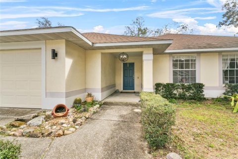 House in Orlando, Florida 3 bedrooms, 117.89 sq.m. № 1769587 - photo 5