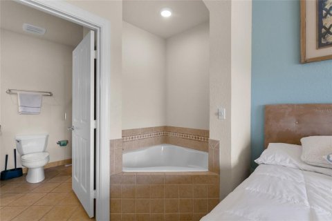 Condominio en venta en Four Corners, Florida, 3 dormitorios, 197.32 m2 № 1723996 - foto 30