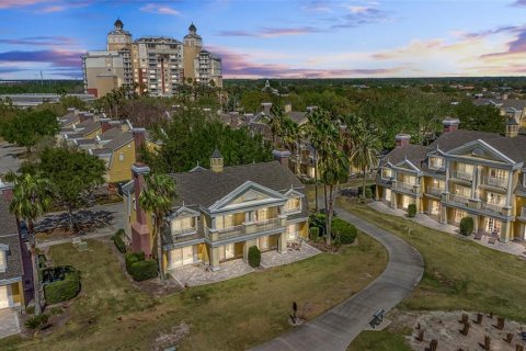 Condominio en venta en Four Corners, Florida, 3 dormitorios, 197.32 m2 № 1723996 - foto 1
