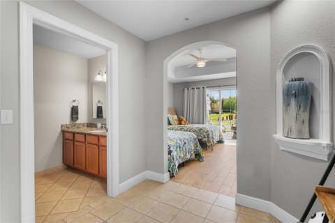 Condominio en venta en Four Corners, Florida, 3 dormitorios, 197.32 m2 № 1723996 - foto 10