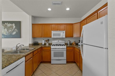 Condominio en venta en Four Corners, Florida, 3 dormitorios, 197.32 m2 № 1723996 - foto 22
