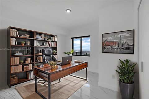 Condominio en venta en Miami, Florida, 2 dormitorios № 1952241 - foto 30