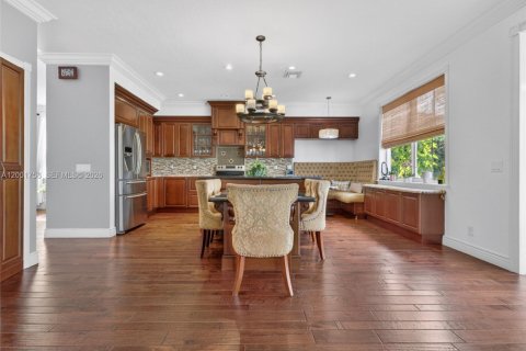 Casa en venta en Weston, Florida, 4 dormitorios, 208.1 m2 № 2065899 - foto 6