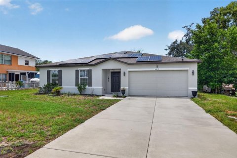 House in Spring Hill, Florida 4 bedrooms, 173.17 sq.m. № 2285235 - photo 3