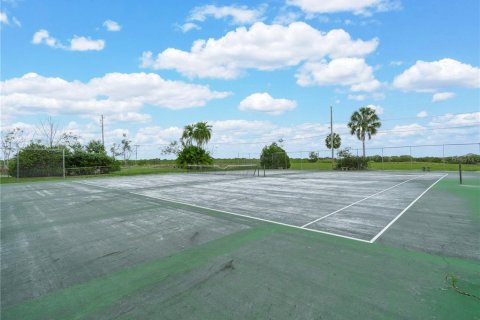 Condo in Lake Wales, Florida, 2 bedrooms  № 1052604 - photo 25