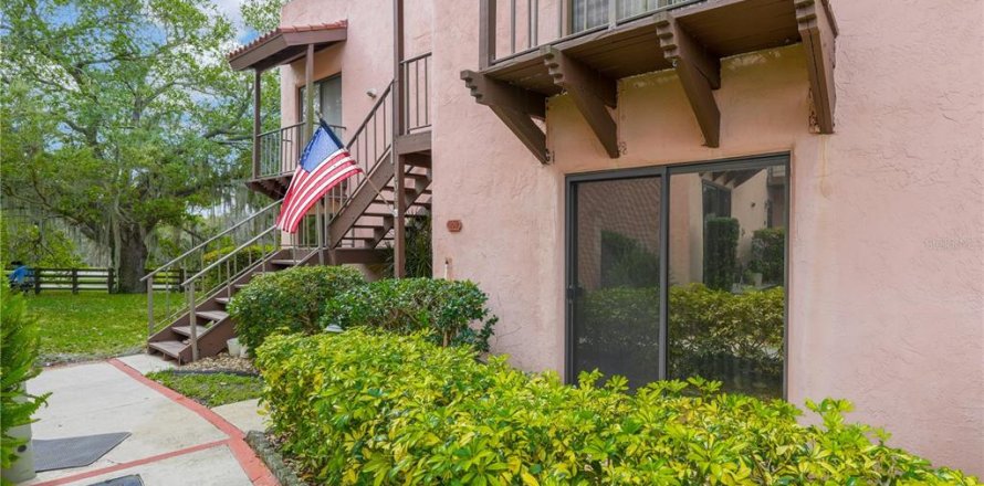 Condo in Lake Wales, Florida, 2 bedrooms  № 1052604