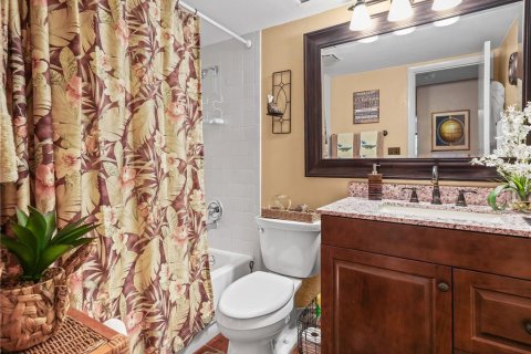 Condo in Lake Wales, Florida, 2 bedrooms  № 1052604 - photo 14