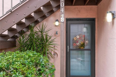Condo in Lake Wales, Florida, 2 bedrooms  № 1052604 - photo 2