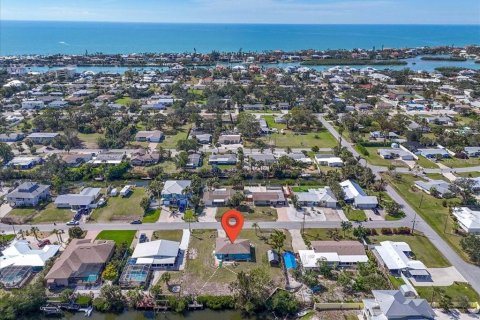 House in Nokomis, Florida 2 bedrooms, 107.4 sq.m. № 1586432 - photo 4