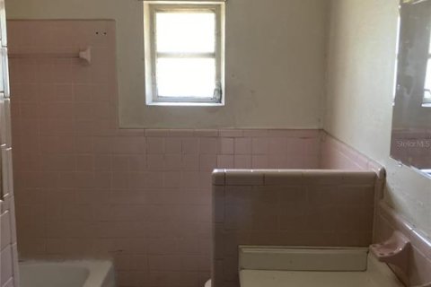 Casa en alquiler en Wildwood, Florida, 3 dormitorios, 125.7 m2 № 1750066 - foto 4