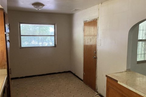Casa en alquiler en Wildwood, Florida, 3 dormitorios, 125.7 m2 № 1750066 - foto 11