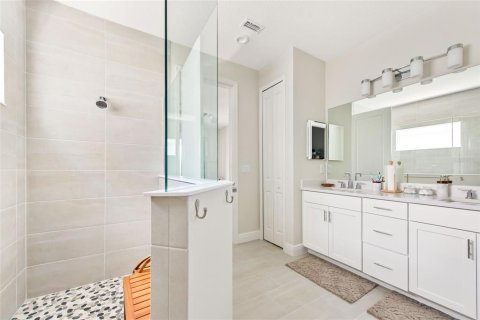 Casa en venta en Sarasota, Florida, 4 dormitorios, 225.57 m2 № 1765790 - foto 21