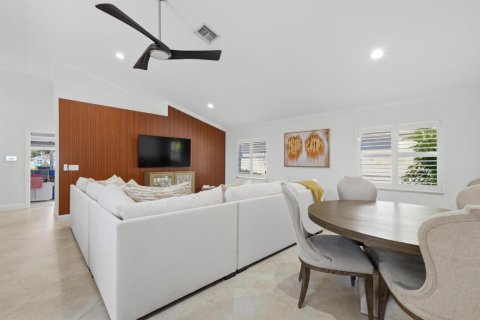 Villa ou maison à vendre à Coral Springs, Floride: 4 chambres, 247.31 m2 № 2087401 - photo 10